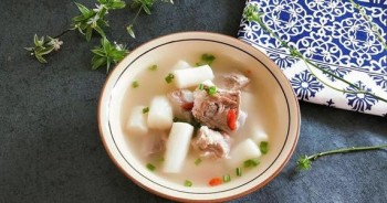 鐵棍山藥排骨湯